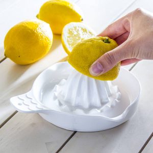 Ceramiczna wyciskarka do cytrusów to szybki sposób na wyciśnięcie soku z cytryny. Wyciskarka do cytrusów Tampa
